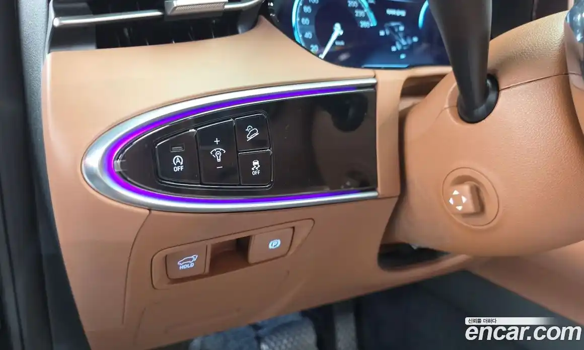 Genesis GV70 2021 2.5 гидро, фото 26
