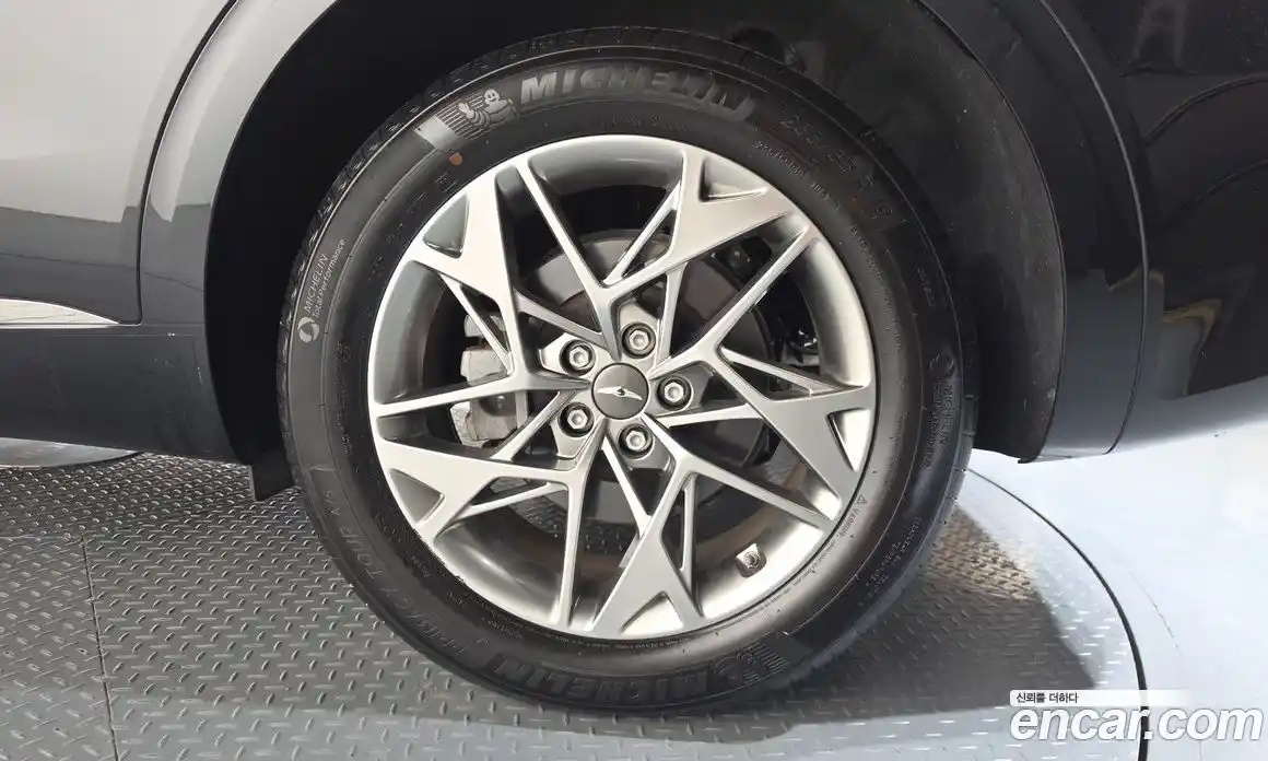 Genesis GV70 2021 2.5 гидро, фото 6