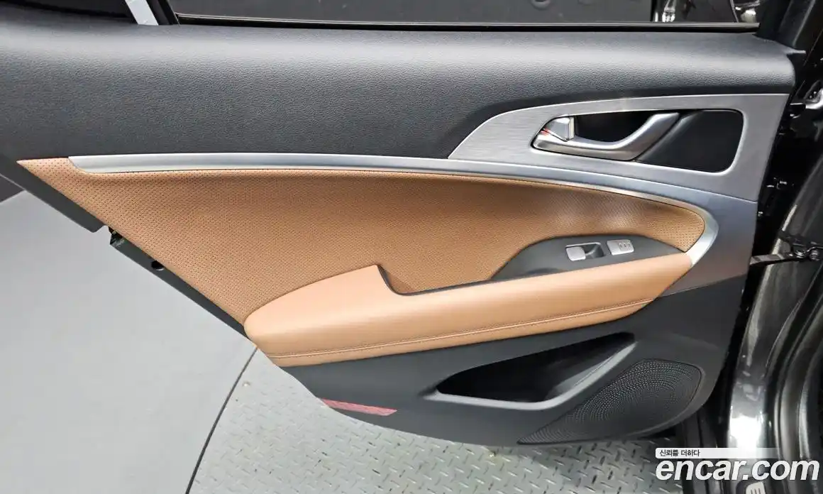Genesis G70 2019 2.0 гидро, фото 15