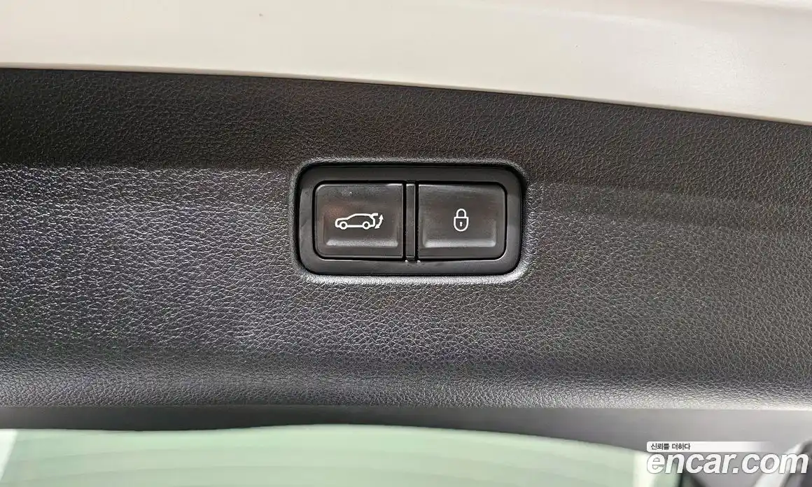 Genesis GV70 2022 2.5 гидро, фото 20