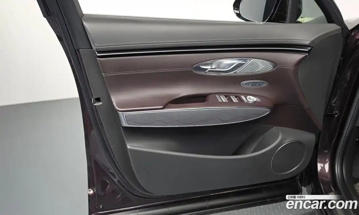Genesis GV70 2021 2.5 гидро, фото 14