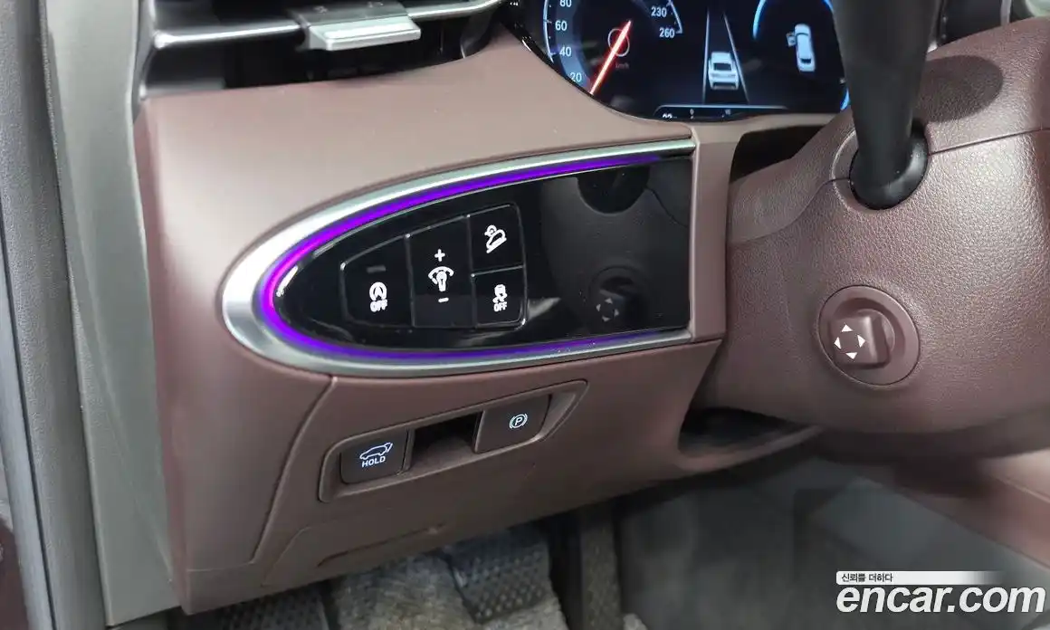 Genesis GV70 2021 2.5 гидро, фото 27