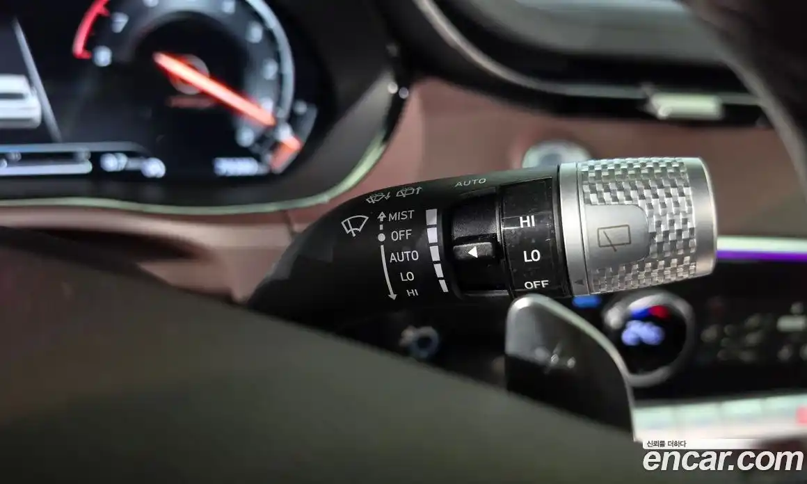 Genesis GV70 2021 2.5 гидро, фото 28