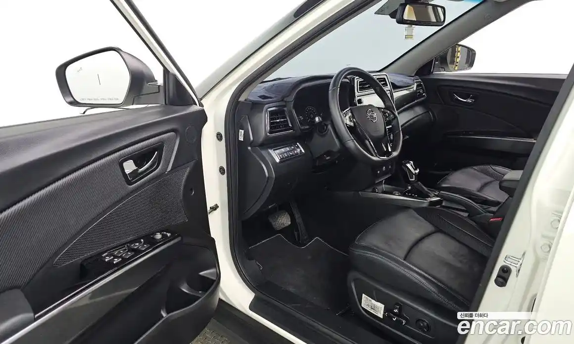 SsangYong TIBOLI 2021 1.5 автомат (гидро), фото 13