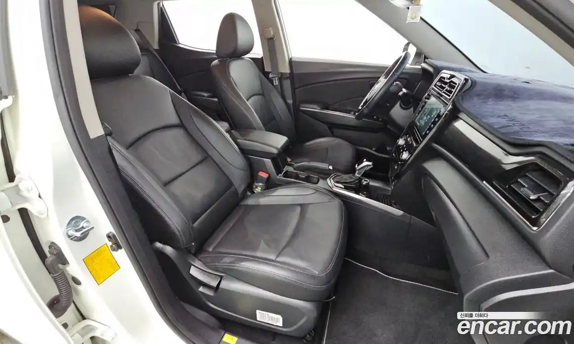 SsangYong TIBOLI 2021 1.5 автомат (гидро), фото 16