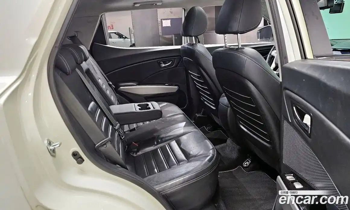 SsangYong TIBOLI 2015 1.6 автомат (гидро), фото 17
