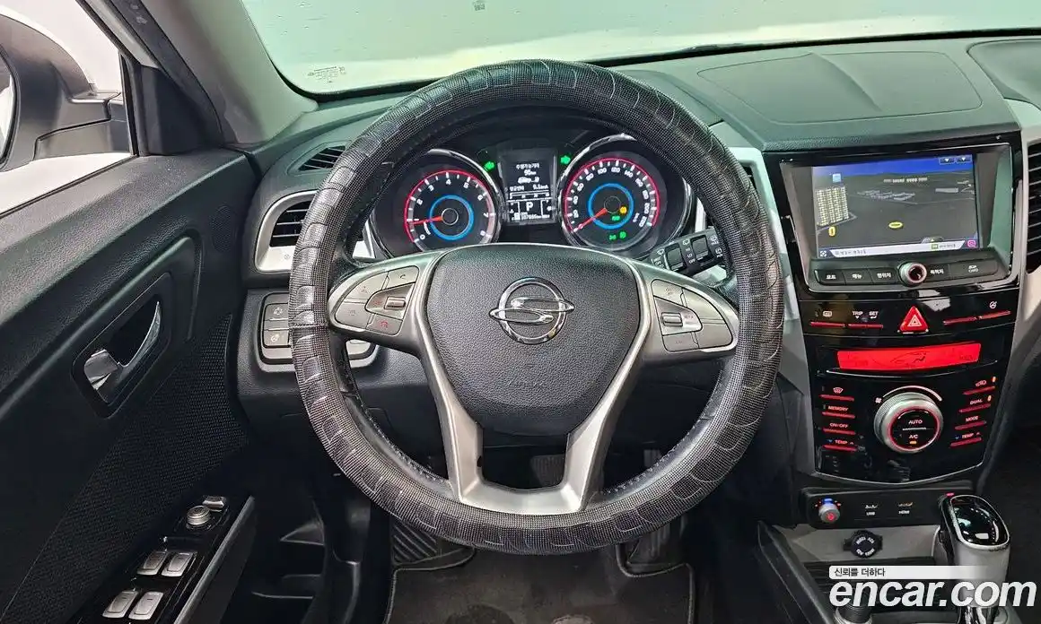 SsangYong TIBOLI 2015 1.6 автомат (гидро), фото 18