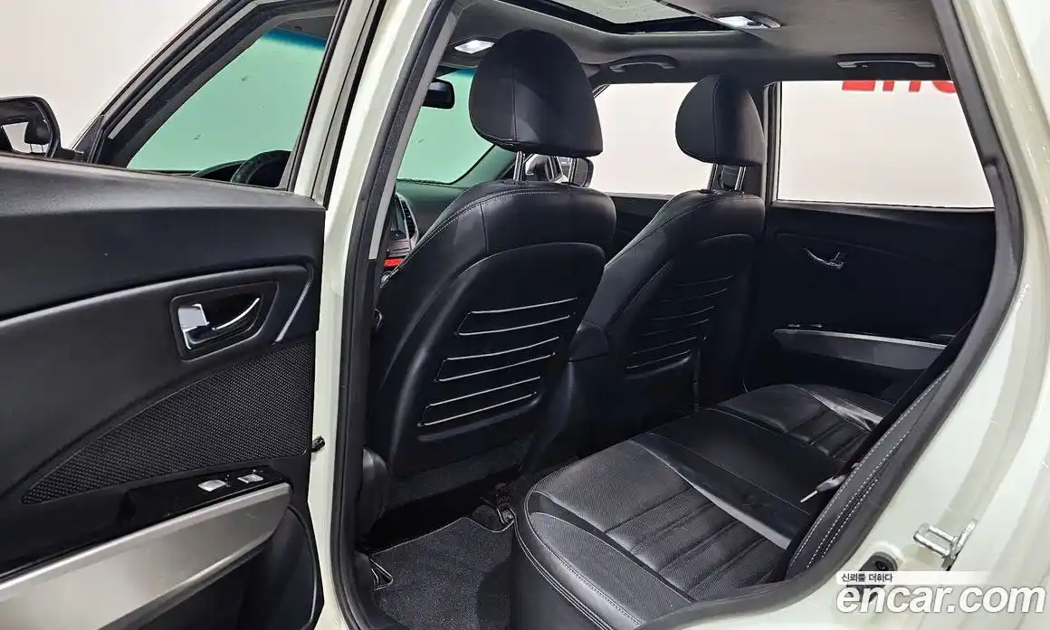SsangYong TIBOLI 2015 1.6 автомат (гидро), фото 32