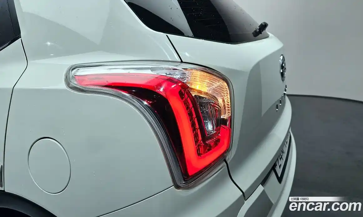 SsangYong TIBOLI 2015 1.6 автомат (гидро), фото 9