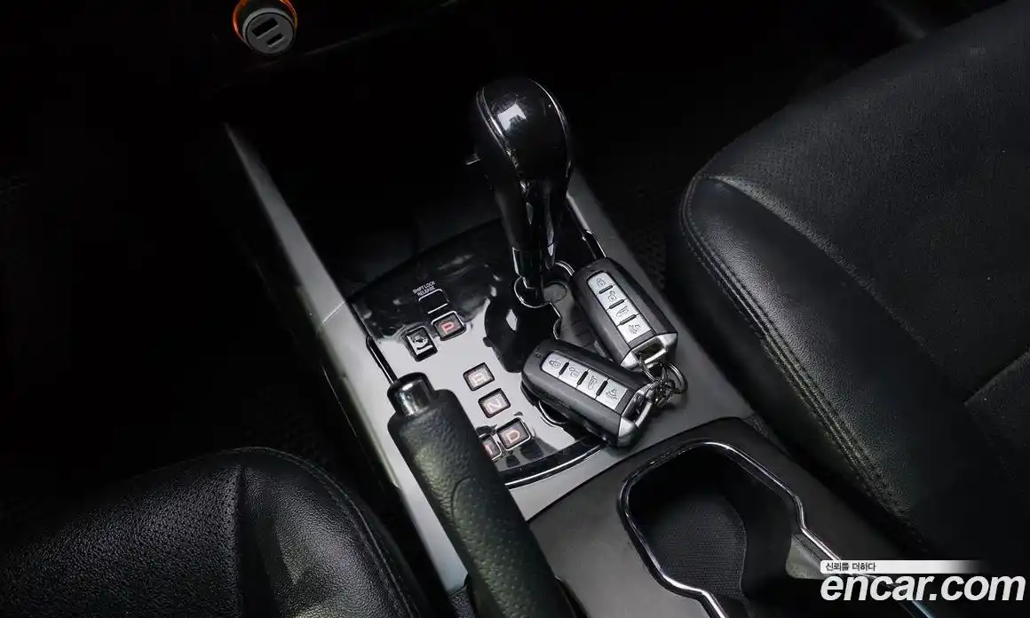 SsangYong Korando 2017 2.2 автомат (гидро), фото 12