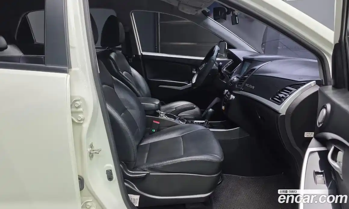 SsangYong Korando 2017 2.2 автомат (гидро), фото 17