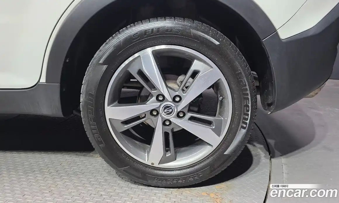 SsangYong Korando 2017 2.2 автомат (гидро), фото 7