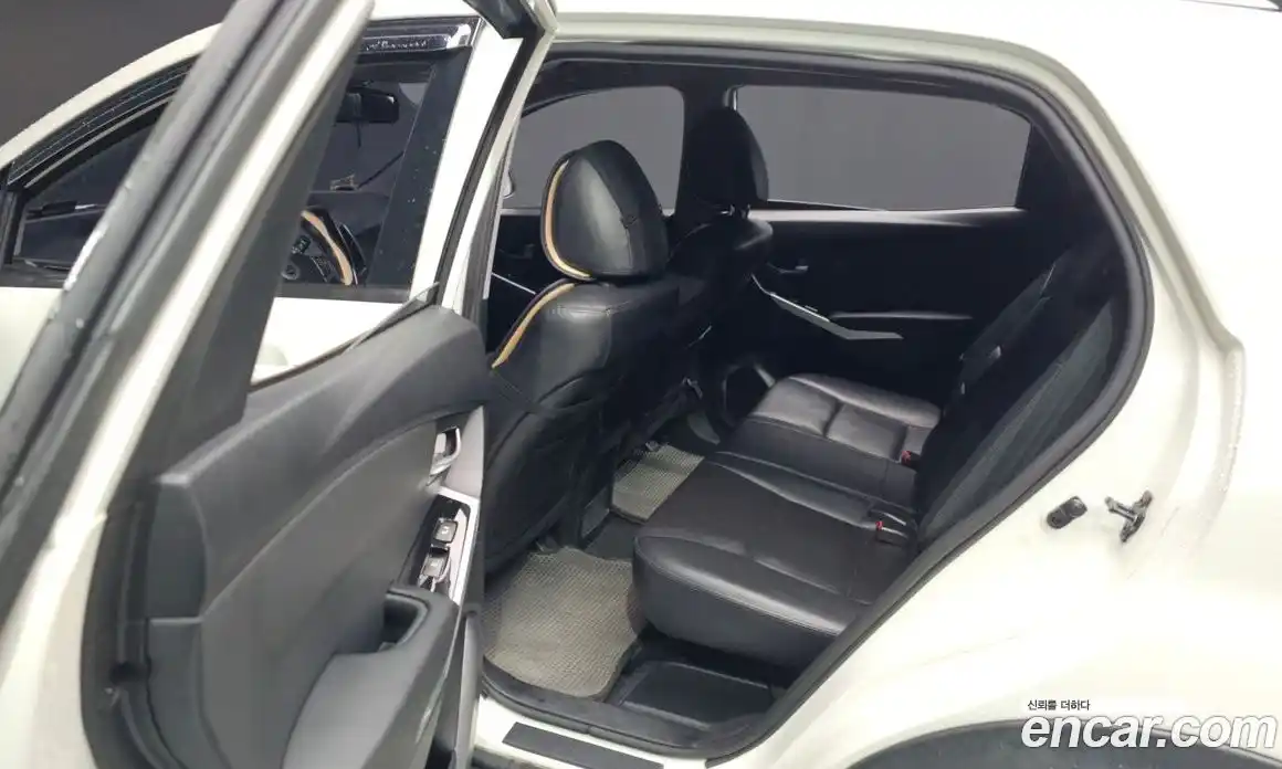 SsangYong Korando 2014 2.0 автомат (гидро), фото 19