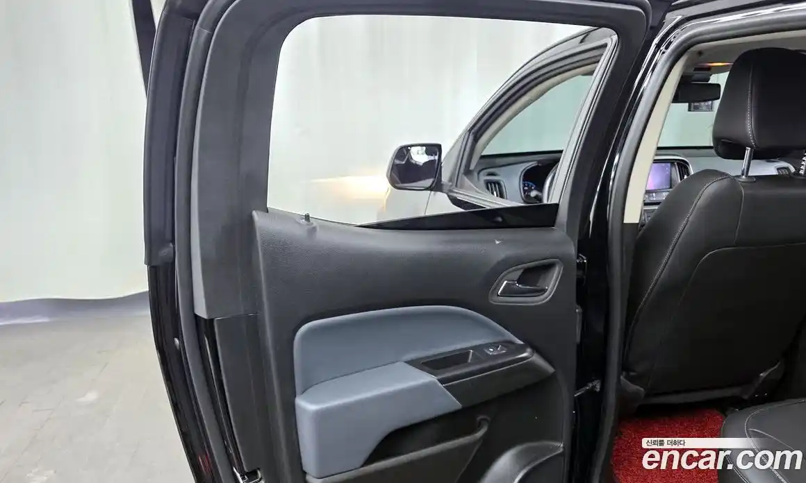 Chevrolet Colorado 2022 3.6 гидро, фото 15