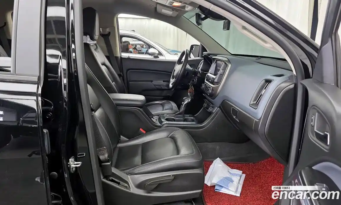 Chevrolet Colorado 2022 3.6 гидро, фото 17
