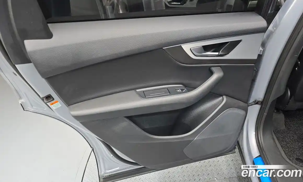 Audi Q7 2019 2.0 автомат (гидро), фото 15