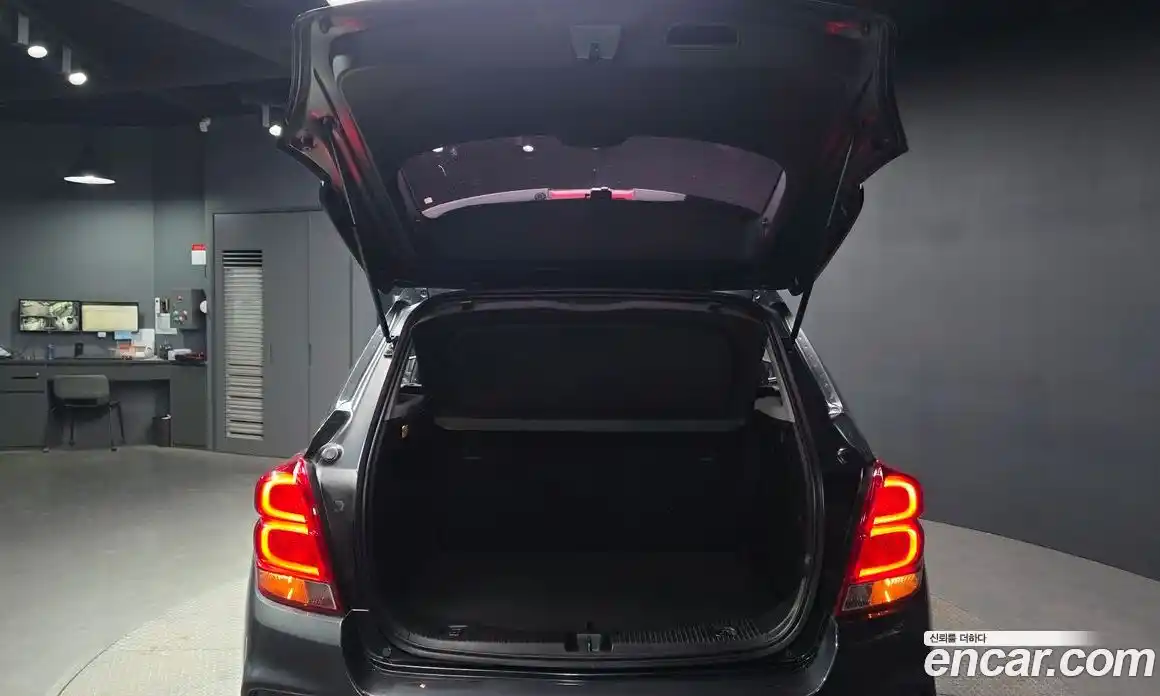 Chevrolet Trax 2017 1.4 гидро, фото 26