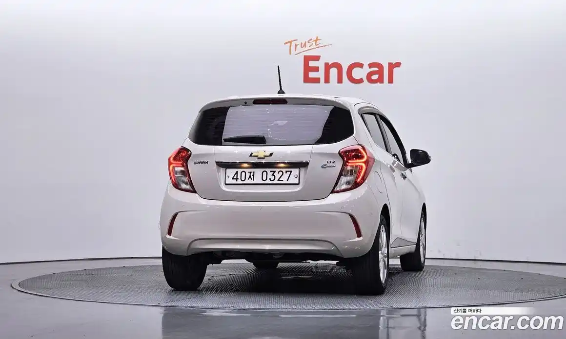 Chevrolet Spark 2016 1.0 гидро, фото 4