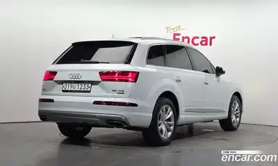 Audi Q7 2019 2.0 автомат (гидро), миниатюра 2