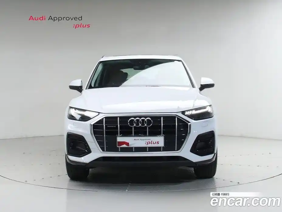 Audi Q5 2023 2.0 автомат (гидро), фото 3