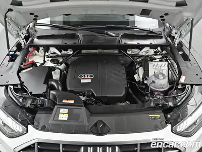 Audi Q5 2023 2.0 автомат (гидро), миниатюра 6