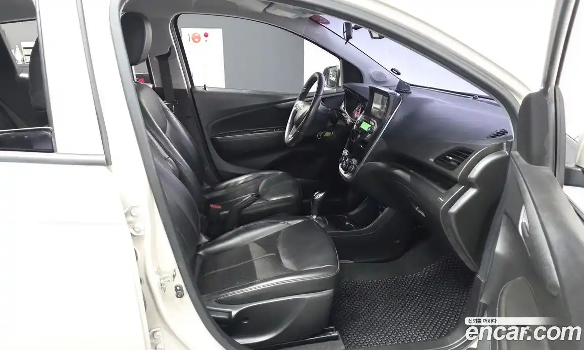 Chevrolet Spark 2016 1.0 гидро, фото 17