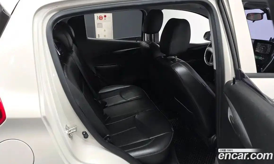 Chevrolet Spark 2016 1.0 гидро, фото 18