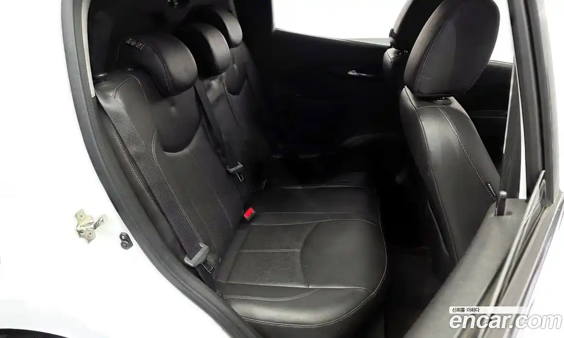 Chevrolet Spark 2016 1.0 гидро, фото 17