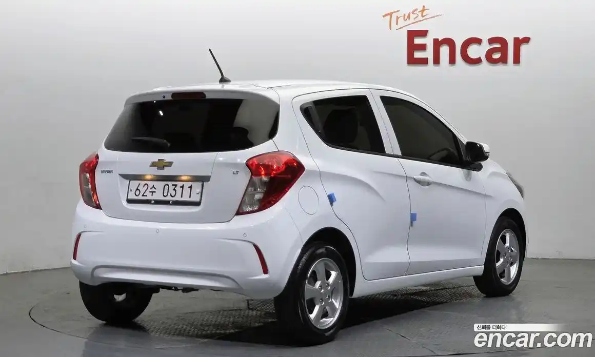 Chevrolet Spark 2016 1.0 робот, фото 2