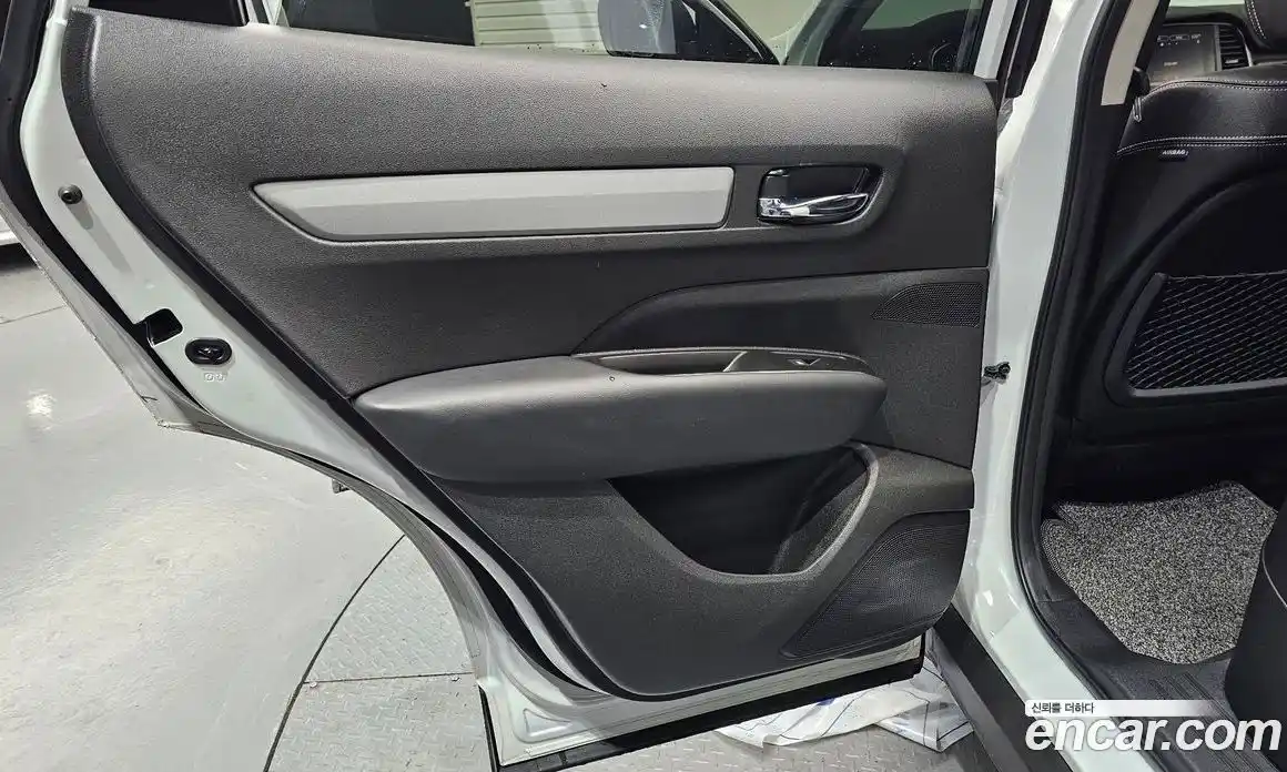 Renault QM6 2023 2.0 гидро, фото 15