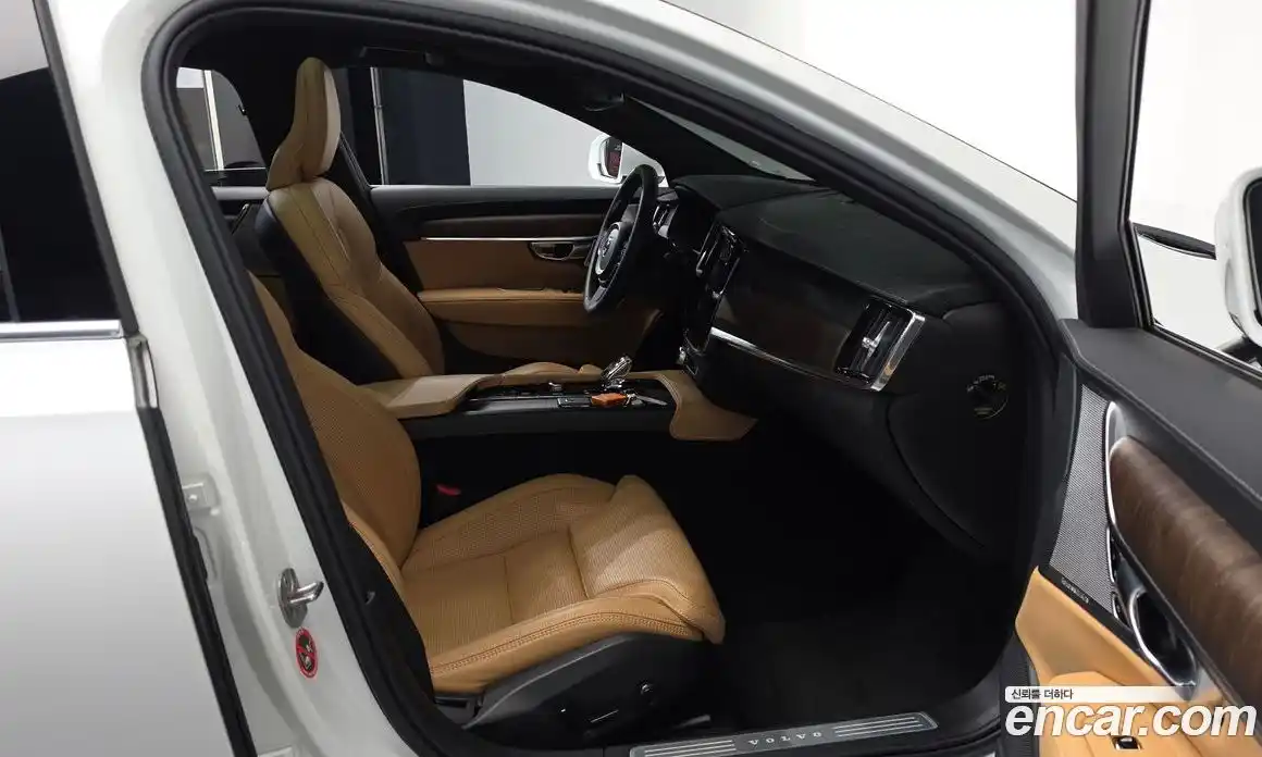 Volvo S90 2023 2.0 автомат (гидро), фото 16