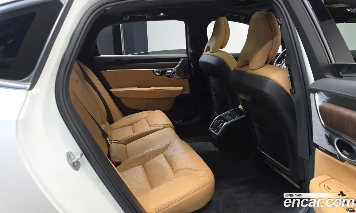 Volvo S90 2023 2.0 автомат (гидро), фото 17