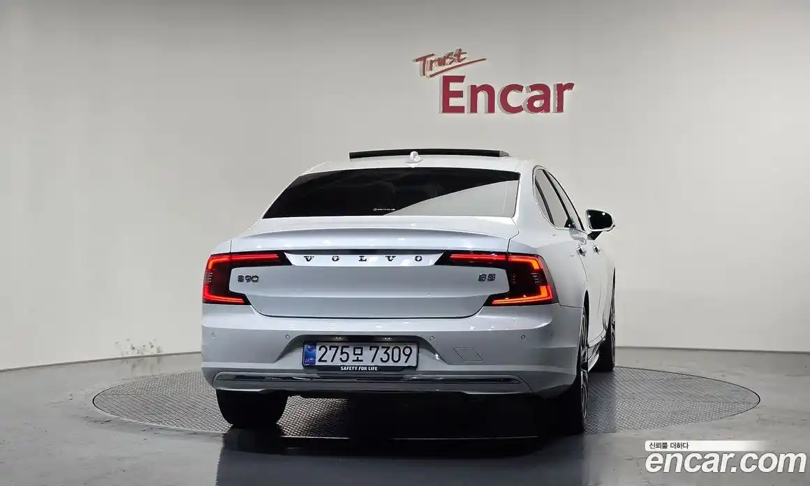 Volvo S90 2023 2.0 автомат (гидро), фото 4