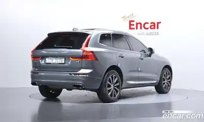 Volvo XC60 2019 2.0 автомат (гидро), миниатюра 2