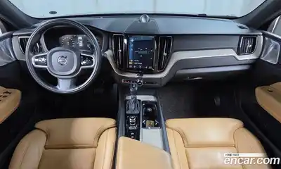 Volvo XC60 2019 2.0 автомат (гидро), миниатюра 7