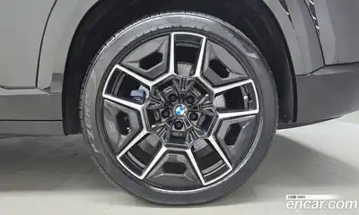 BMW XM 2024 4.4 автомат (гидро), миниатюра 7