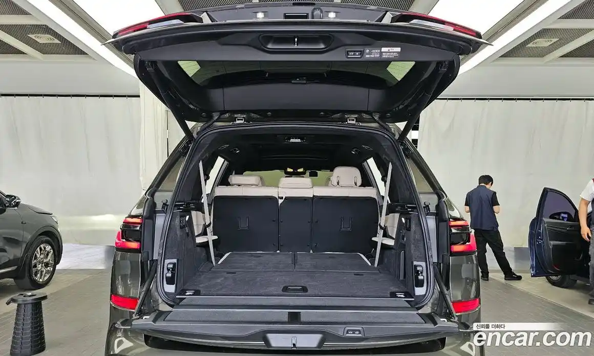 BMW X7 2025 3.0 автомат (гидро), фото 26