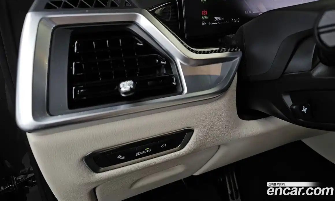 BMW X7 2025 3.0 автомат (гидро), фото 28