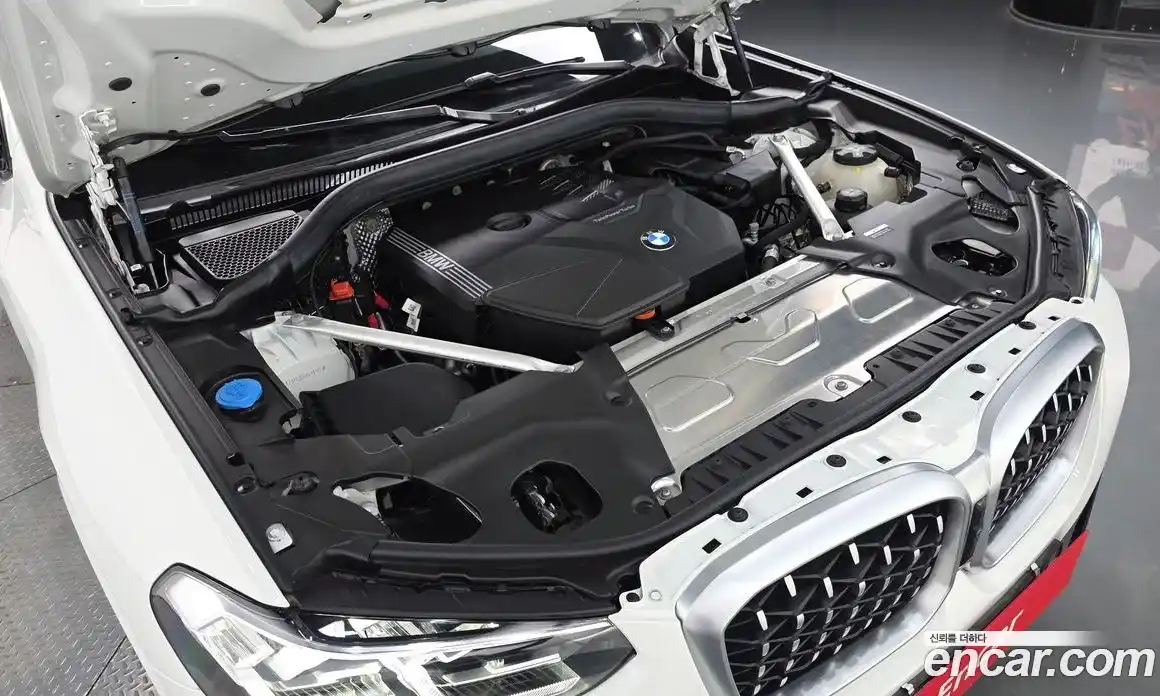 BMW X4 2024 2.0 гидро, фото 5