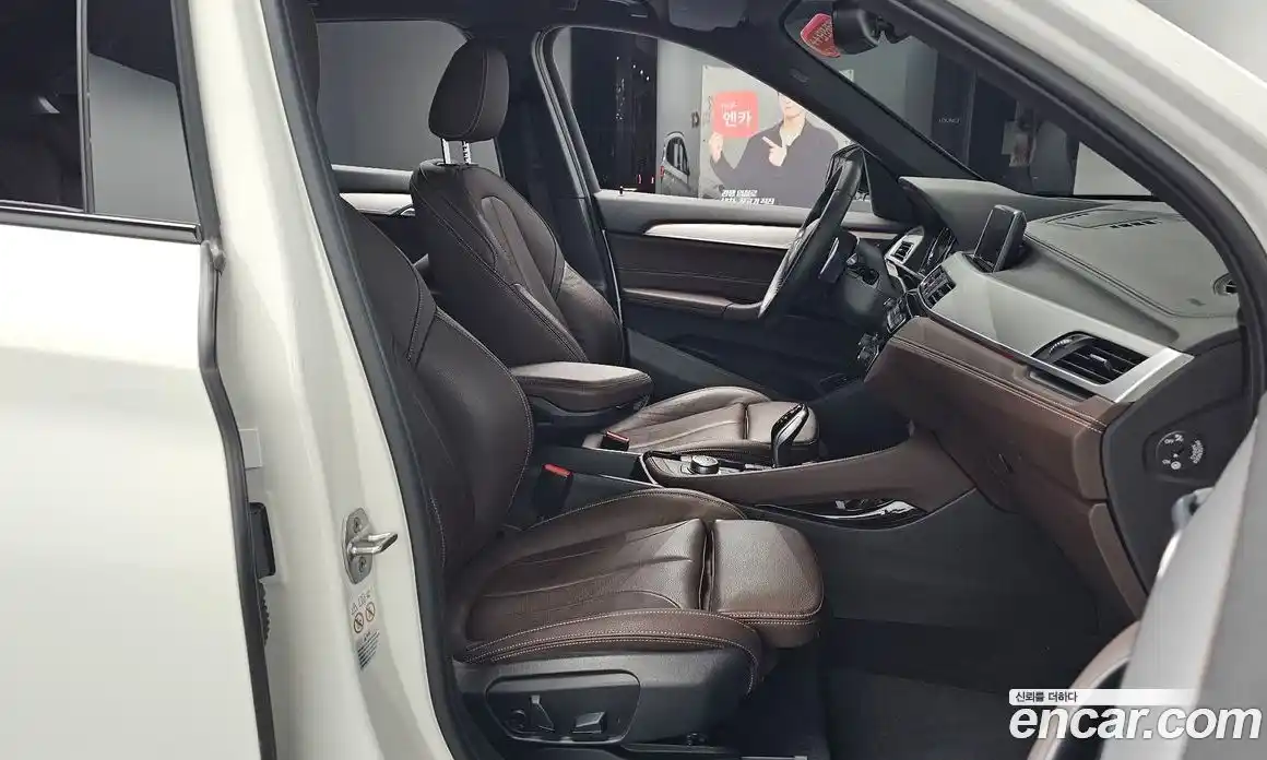 BMW X1 2022 2.0 гидро, фото 15