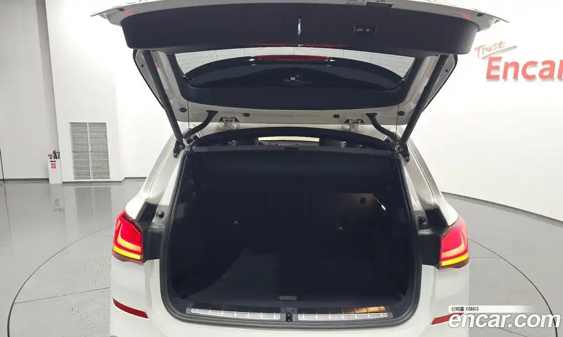 BMW X1 2022 2.0 гидро, фото 25