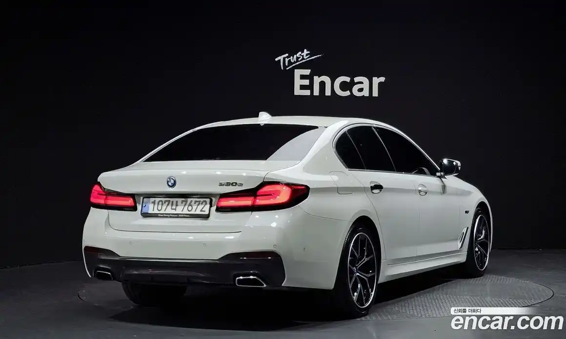 BMW 5-Series 2022 2.0 гидро, фото 1