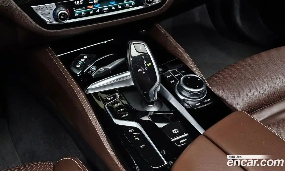 BMW 5-Series 2022 2.0 гидро, фото 11