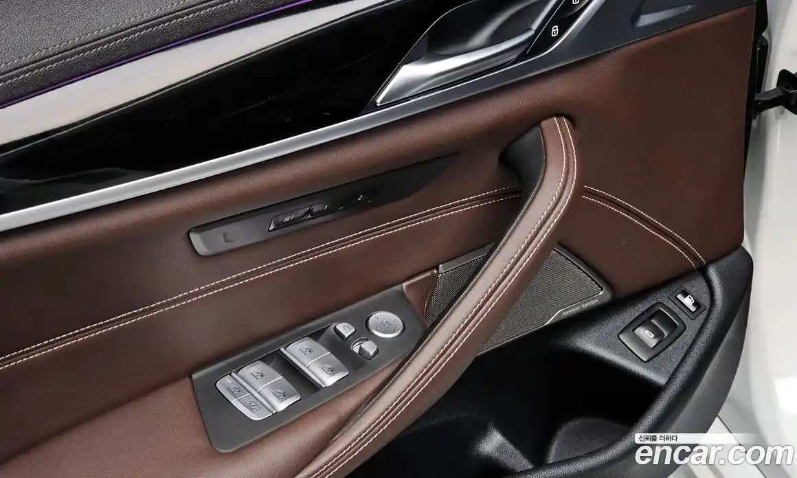 BMW 5-Series 2022 2.0 гидро, фото 13