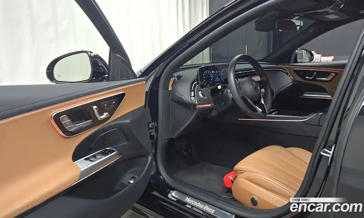 Mercedes-Benz E-Class 2025 2.0 гидро, фото 13
