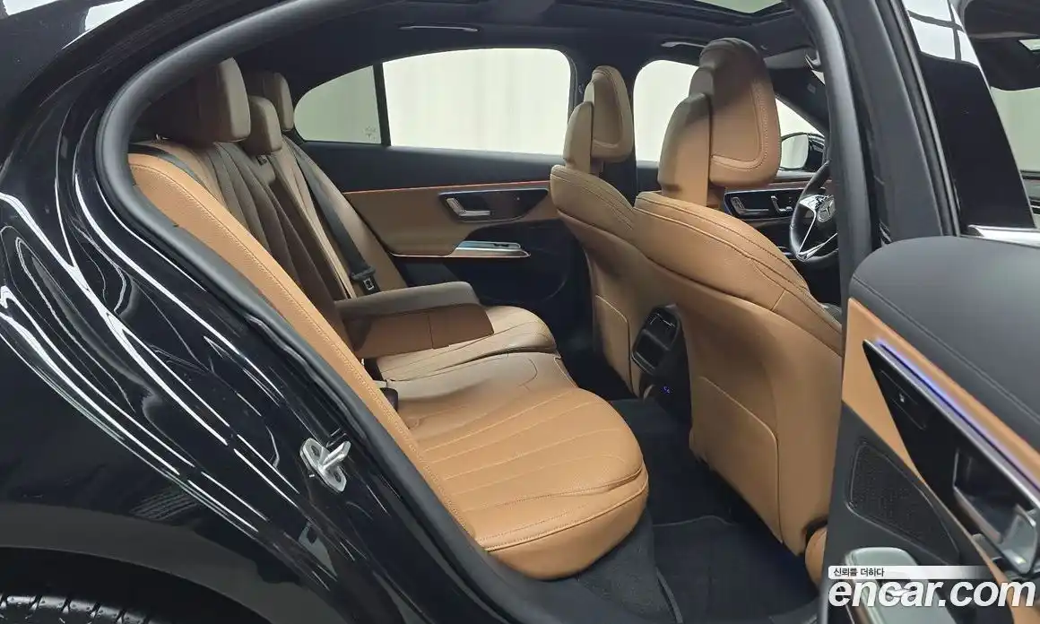 Mercedes-Benz E-Class 2025 2.0 гидро, фото 17