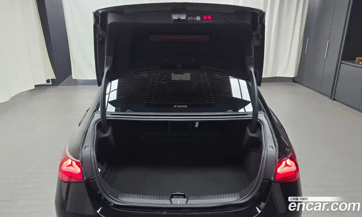 Mercedes-Benz E-Class 2025 2.0 гидро, фото 27