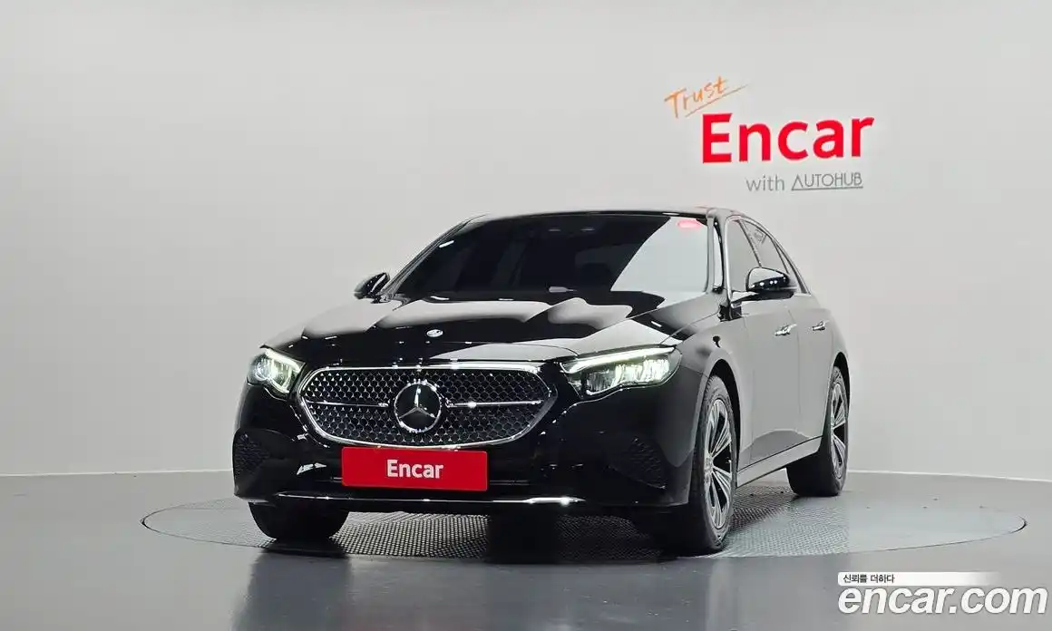 Mercedes-Benz E-Class 2025 2.0 гидро, фото 3