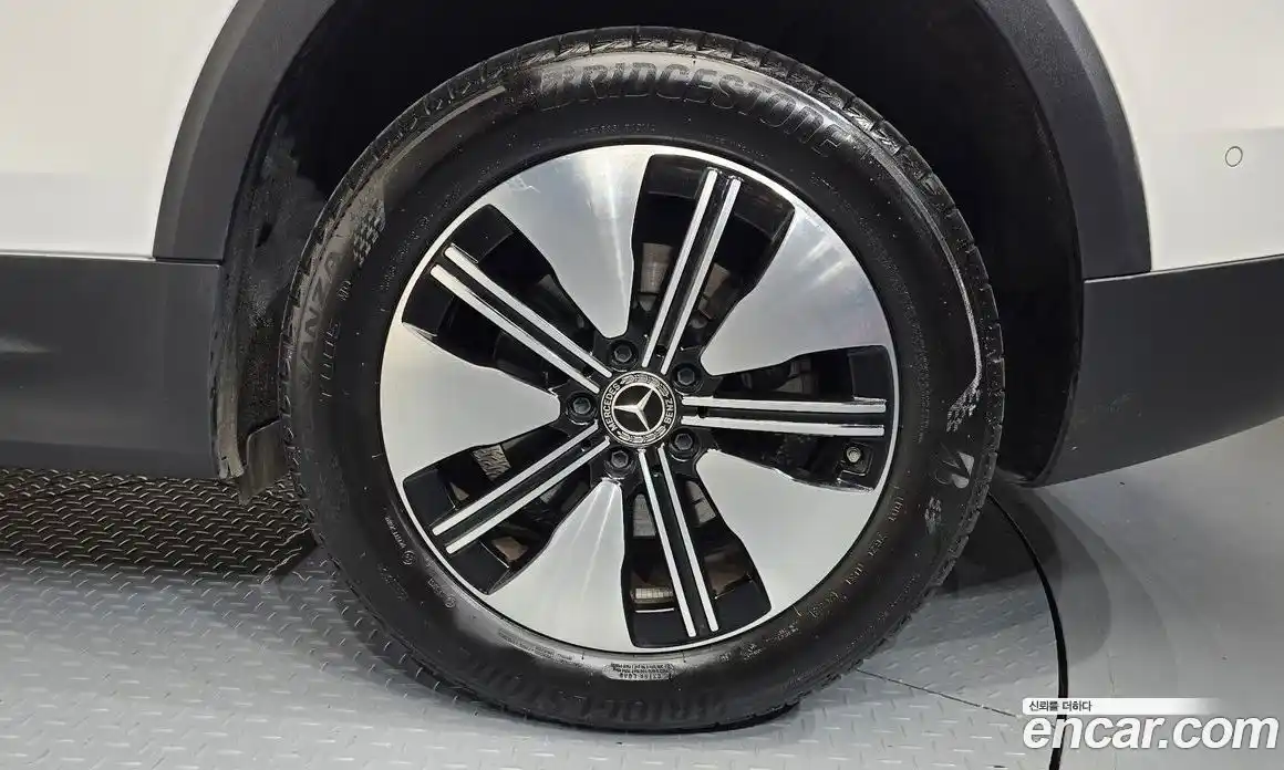 Mercedes-Benz EQB 2023 0.2 гидро, фото 6