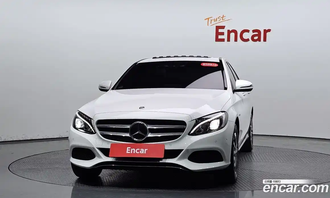 Mercedes-Benz C-Class 2018 2.0 гидро, фото 2